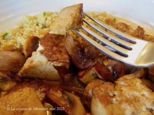 Sauté de tofu hyper savoureux, orange et tamari + de Messidor | Photo de Messidor