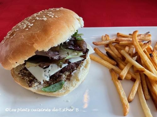 Burgers garnis aux champignons à la friteuse à air chaud de Estherb | Photo de Estherb