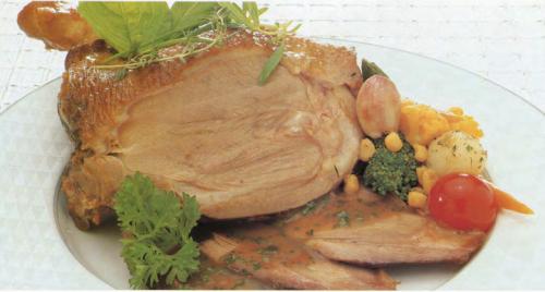 Cuisse de dinde au bouquet d'herbes de Qu'est-Ce Qu'on Mange | Photo de PassionRecettes