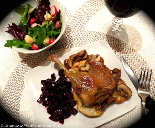 Cuisses de canard confites, sauce aux champignons minute + de Messidor | Photo de Messidor