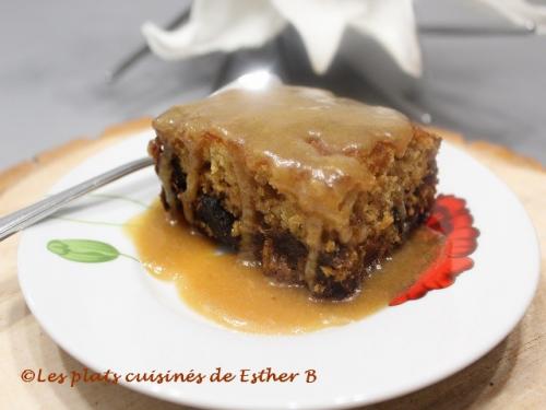 Gâteau aux dattes, sauce caramel de Esther B | Photo de Estherb