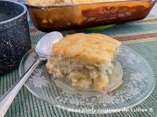 Gâteau moelleux à la rhubarbe et sa sauce au beurre de Estherb | Photo de Estherb