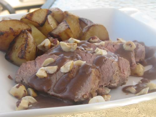 Mignons de porc au bénédictin, au porto et aux noisettes grillées de Bridansam | Photo de Bedon gourmand