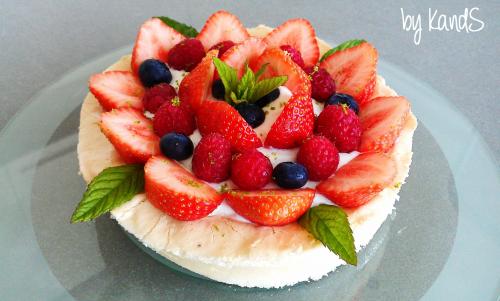 Pavlova aux fruits rouges de Kands | Photo de Kands