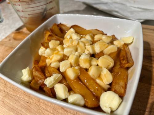 Poutine maison presque comme chez labelle de Mireille | Photo de Mireille