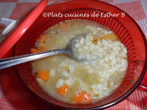 Soupe à l'orge et aux légumes de Esther B | Photo de Estherb