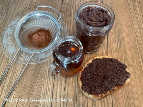 Pâte à tartiner au cacao, beurre de noix et sirop d'érable de Estherb | Photo de Estherb