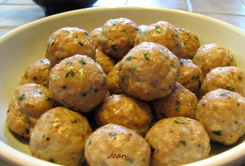 Petites boulettes de porc asiatiques. de Nell | Photo de Nell