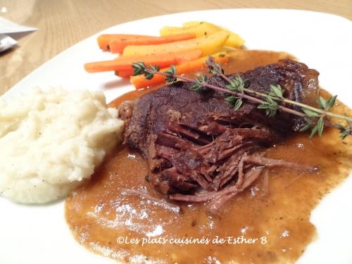 Rôti de palette de boeuf braisé à la bière brune de Esther B | Photo de Estherb