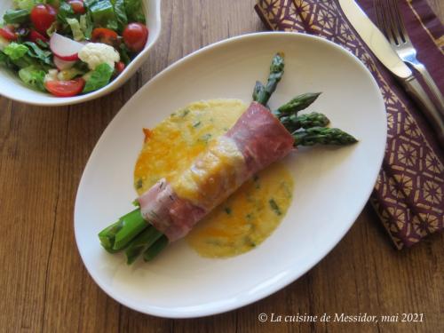 Rouleaux d'asperges au jambon + de Messidor | Photo de Messidor