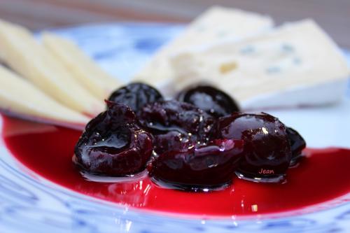 Compote de cerise parfumée à l'amande de Nell | Photo de Nell