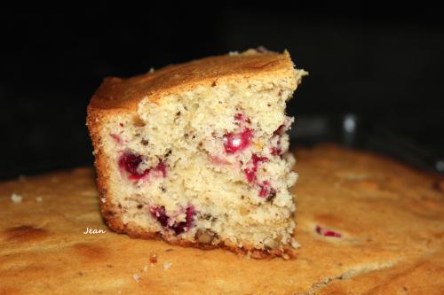 Gâteau canneberges, orange et noix de Nell | Photo de Nell