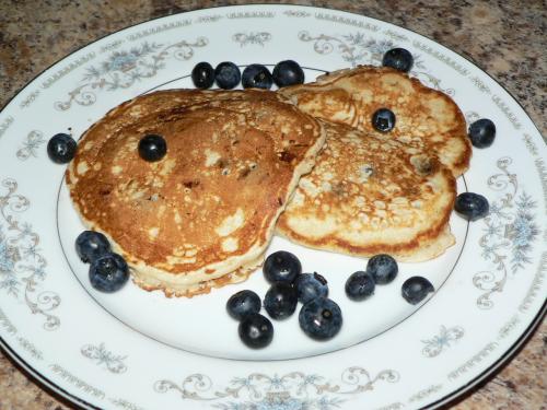 Pancakes aux bleuets et à la cannelle de coup de pouce de Baddy (Isa) | Photo de Baddy