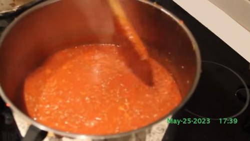 Sauce à la viande pour pâtes à la mijoteuse de Pekaboo65 | Photo de Pekaboo65