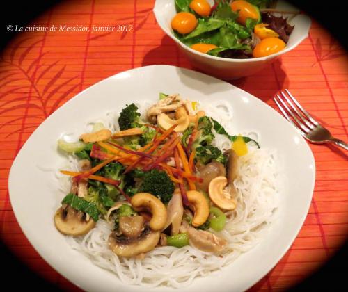 Sauce au poulet à la chinoise sur vermicelles + de Messidor | Photo de Messidor