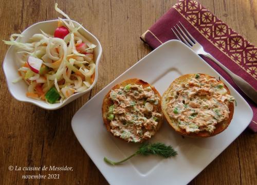 Tartines de sockeye sur petits pains-croissants + de Messidor | Photo de Messidor