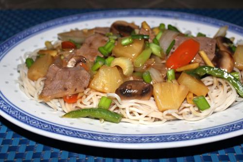 Canard en sauté de légumes et ananas de Nell | Photo de Nell