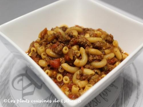 Macaroni à la viande (dans une seule casserole) de Estherb | Photo de Estherb