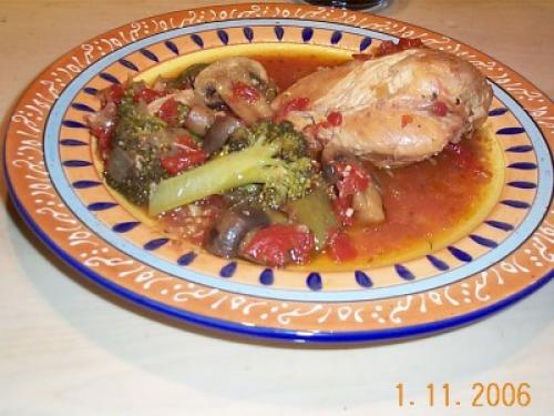 Poulet chasseur au brocoli pour mijoteuse de Judith Finlayson | Photo de Mireille