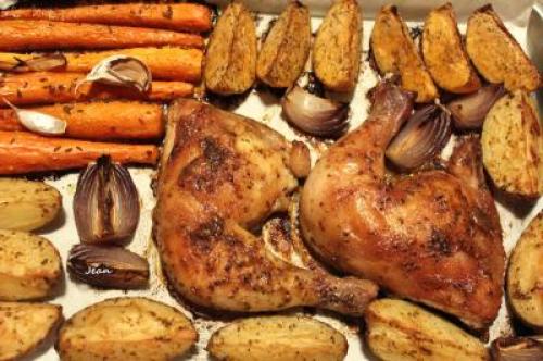 Poulet et légumes rôtis au goût varié de Nell | Photo de Nell