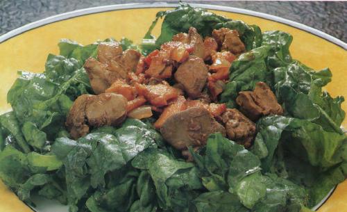 Salade tiède aux foies de volaille de Qu'est-Ce Qu'on Mange | Photo de PassionRecettes