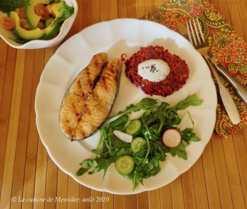 Saumon bbq et latkes de betterave + de Messidor | Photo de Messidor