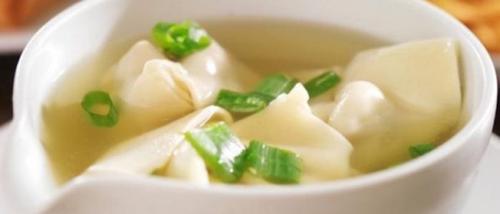 Bouillon pour soupe wonton de Louise B. | Photo de Louise b.