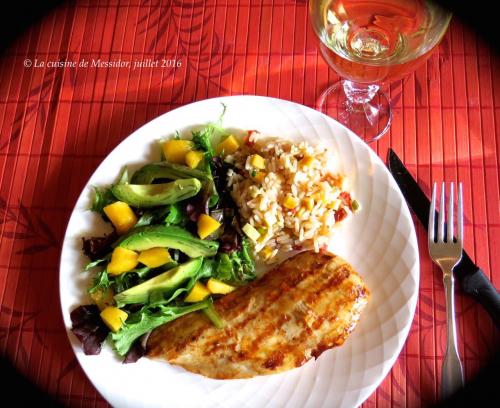 Escalopes de poulet bbq aux épices + riz aux tomates séchées + de Messidor | Photo de Messidor