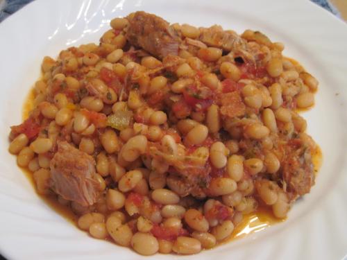 Fèves au bacon, porc et tomates mijoteuse de Corralou | Photo de Corralou