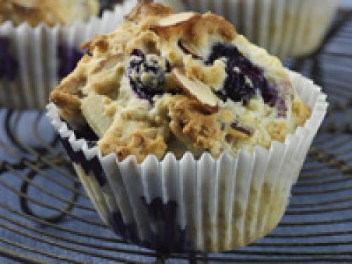 Muffins aux bleuets et aux amandes de Edition Nouvelles | Photo de Edition nouvelles