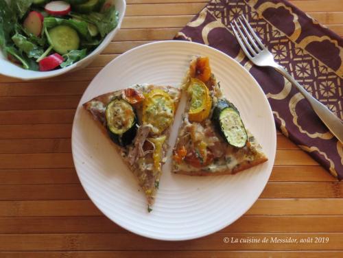 Pizza de canard confit aux légumes grillés + de Messidor | Photo de Messidor