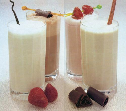 4 recettes de lait frappé de Qu'est-Ce Qu'on Mange | Photo de PassionRecettes