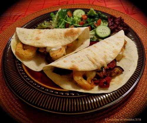 Fajitas aux crevettes et aux légumes grillés de Messidor | Photo de Messidor