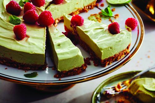 Gâteau au fromage sans cuisson lime, avocat et noix de coco de Edition Nouvelles | Photo de Edition nouvelles