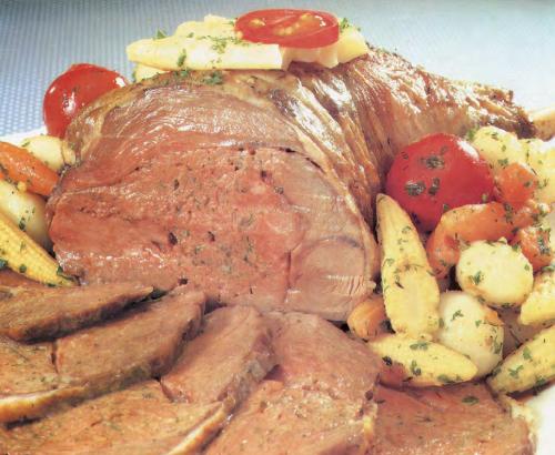 Gigot d'agneau farci de Qu'est-Ce Qu'on Mange | Photo de PassionRecettes