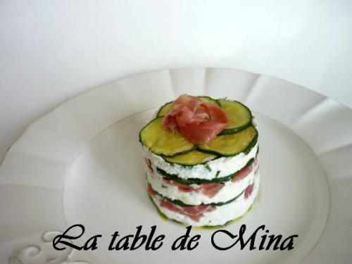 Mille-feuilles courgettes, chévre frais et chiffonade de jambon de savoie fumé de Mamina13 | Photo de Mamina13