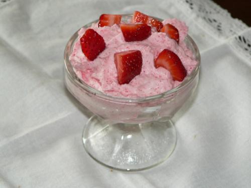 Mousse à la fraise en 3 ingrédients de Baddy | Photo de Baddy