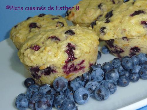 Muffins aux bleuets, agrumes et chocolat blanc de Esther B | Photo de Estherb