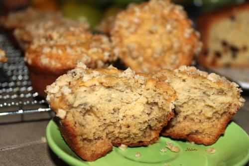 Petit gâteau aux bananes et sa croustade aux granules d'érable de Nell | Photo de Nell