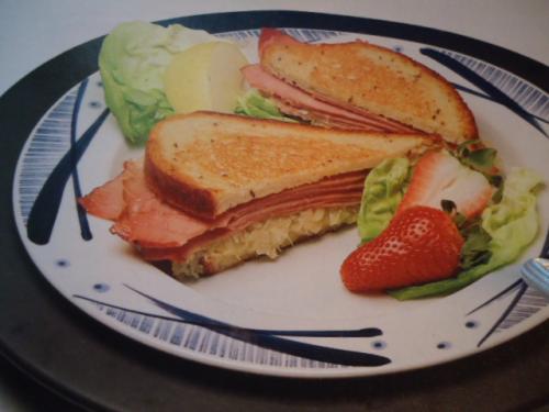 Sandwiches chauds au boeuf salé et au fromage - pol martin de Callyoe | Photo de Callyoe