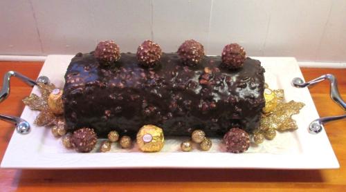 Bûche ferrero rocher de Louise B. | Photo de Louise b.