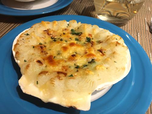 Coquille du pêcheur et croûtons à l'ail | Photo de PassionRecettes