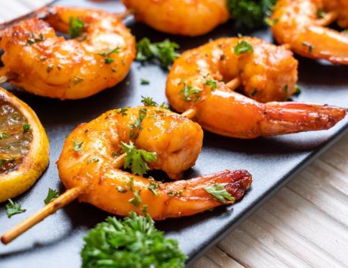 Crevettes grillées au citron et herbes avec aioli à l'ail roti | Photo de PassionRecettes