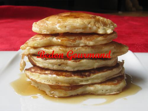 Pancakes aux bananes, garniture aux bleuets de Bedon Gourmand | Photo de Bedon gourmand