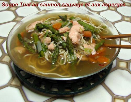 Soupe thaï, saumon sauvage et asperges de Nell | Photo de Nell