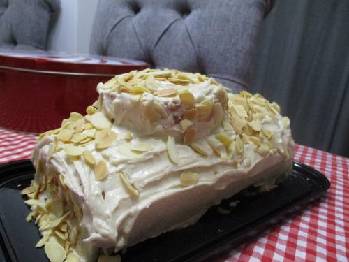 Bûche à l'érable et amandes grillées de Corralou | Photo de Corralou