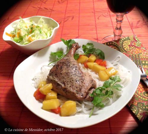 Cuisses de canard confites, sauce aigre-douce à l'ananas de Messidor | Photo de Messidor