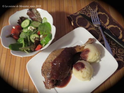 Cuisses de canard confites, sauce aux dattes + de Messidor | Photo de Messidor