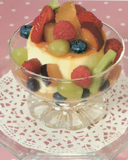 Flan aux oeufs et aux fruits de Qu'est-Ce Qu'on Mange | Photo de PassionRecettes