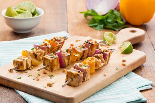 Kebabs épicés au tofu de Edition Nouvelles | Photo de Edition nouvelles